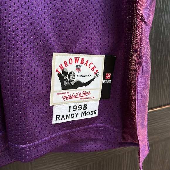 Randy Moss NFL Minnesota Vikings Mitchell & Ness 1998 Authentic Throwback Jersey - Picture 3 of 8